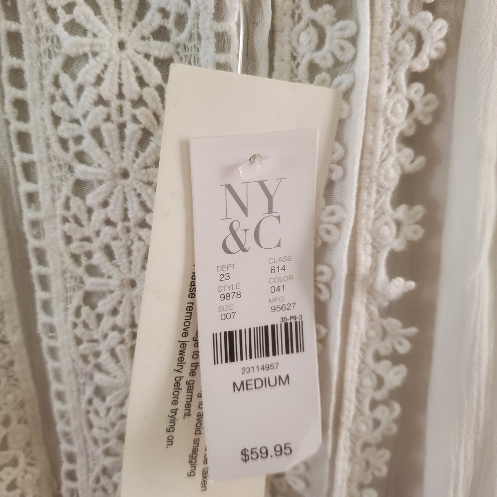 White Romp - Picture 3 of 4